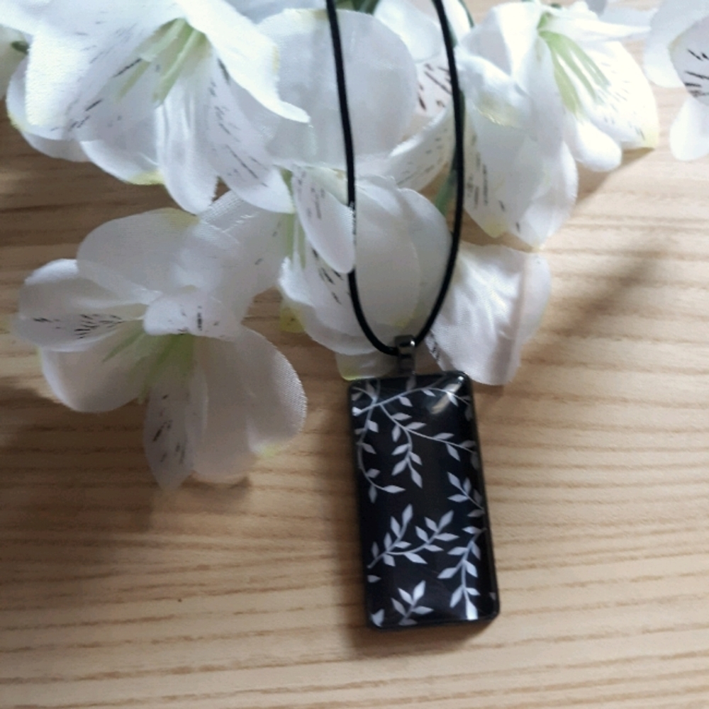 Vine Pendant